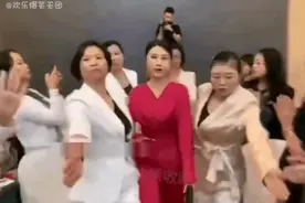 微商名媛大佬名场面：只要自己吹的响，自己就是成功人士视频封面