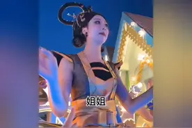 当说八卦说一半不说了，天津欢乐谷蛇精一分钟被整破防30次😂