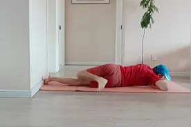 当你开始锻炼髋关节，每天睡前9分钟，练完像变了一个人