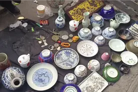 大年初一开始，福州古玩市场就开始摆摊了，商品琳琅满目视频封面