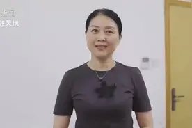自信微笑，优雅气质，简单大方，魅力四射！视频封面