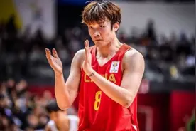 如果丁彦雨航加盟超级草根？他们的阵容将会多恐怖？视频封面