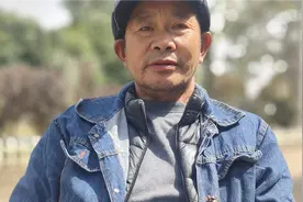 很多人都好奇五保户每个月生活费是多少，今天就来告诉大家视频封面