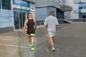 肌肉男按摩肌肉男视频封面