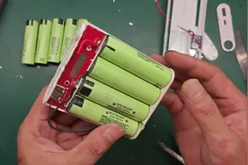 充电宝坏了不要着急丢！简单维修一下比新的还耐用，何乐而不为。