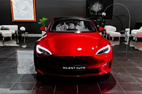 新车赏新，实拍2024款全新特斯拉Model X Plaid！太帅气了视频封面