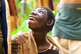 长得像猴的男孩 #奇闻趣事视频封面