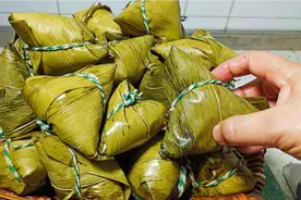 软糯鲜香的鲜肉粽子做法，配方比例详细告诉你视频封面