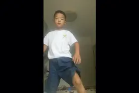 监控人之舞视频封面