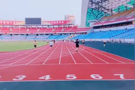 重庆奥体中心体育场，位于重庆九龙坡区袁家岗，可容纳观众6万人视频封面