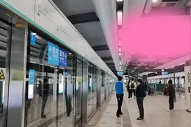 护照快到期 了，抓紧时间出国，去泰国的第一天！视频封面