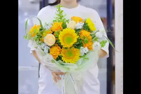 今年接了唯一一个中考花束，家长指定要向日葵，青春洋溢的感觉视频封面