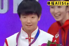 正播亚运会乒乓球，女单颁奖！孙颖莎金牌时刻，早田希娜干嘛呢！视频封面