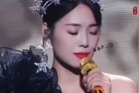 云朵演唱一《我的楼兰》现场气氛瞬间爆燃，精彩来袭！视频封面