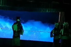 演出现场视频，包公断案铁面无私