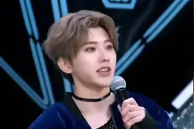 不是等等，这首歌居然是蔡徐坤唱的！而且还是第一首原创歌？