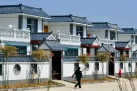 2025年农村合村并镇新政策落地，美丽乡村新风貌！视频封面