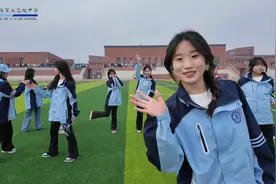 各地学生跳起李羲承进行曲，青春洋溢视频封面
