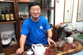谈笑有鸿儒，往来皆大师视频封面