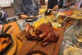 被酿酒耽误的厨子终于在宏村开了一家饭馆，周三免门票顺便来蹭饭视频封面