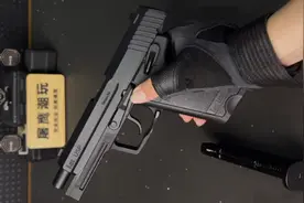 USP，一体滑套，自动空挂，保险机锤可动，质感天花板视频封面