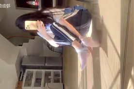 美不美看大腿，浪不浪看走相视频封面