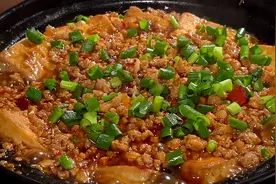 喜欢吃豆腐，一定要试试这道砂锅肉沫豆腐煲，做法简单，好吃下饭视频封面