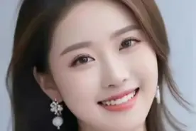 秀色可餐的美女图片视频封面