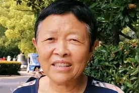 安徽68岁阿姨只身来上海20年打工挣钱，先做钟点工后做住家保姆视频封面