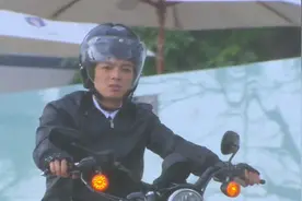 需要付费的共享电动车，大家接受吗？。视频封面