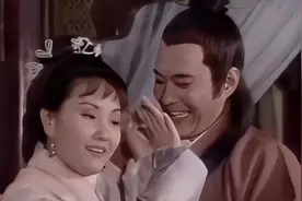 姐姐姐夫明明比许仙大很多，为何还是许仙先有孩子？视频封面