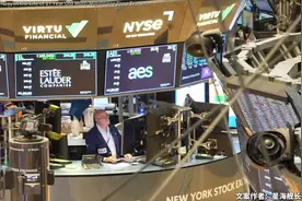 纽约证券交易所，金融交易中心！特朗普的政治手腕视频封面