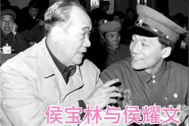 1993年，侯耀文对王平孟凡贵说：打今儿起，我就是你们的亲师叔了视频封面