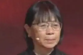 《张桂梅》校长视频封面