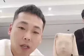 喊你小伙伴一起来玩丝袜挑战吧😄视频封面