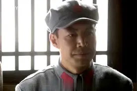 张国焘为何会放弃南下   同意北上   二六军团组成红二方面军视频封面