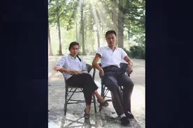 好美的一张照片，粟裕之女粟惠宁和陈小鲁，郎才女貌的一对视频封面