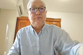 长线持有农业银行比买房出租收益高3倍多，44比14的收益效应。视频封面