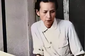 1950年，梁思成卧病在床，林徽因强撑病体，为保留古城墙据理力争视频封面