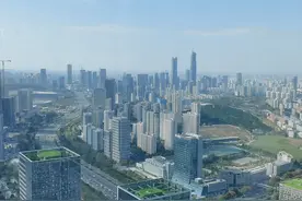 济南汉峪金谷云顶大厦52层遥看CBD五指山群峰之巅视频封面