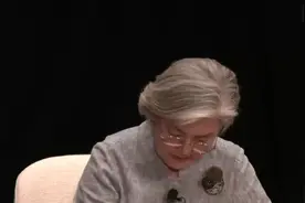 杨荣文对话康京和：他们在玩一场非常巧妙的游戏！视频封面