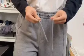 才知道，原来裤子上的2条绳子这样系才正确，不会打死结，特方便