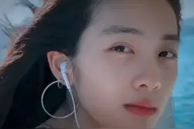 黄多多出演人鱼，搭档王一博汤唯视频封面