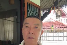 从299.8元跌到退市当初谁在吹嘘呢视频封面