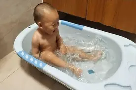 广东人的夏天，一天洗两次澡视频封面