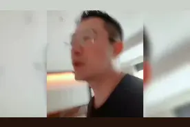 汪小菲带小玥儿箖箖去游泳，称赞：这体力太哇塞了，才刚夹完娃娃视频封面