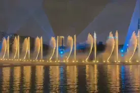 著名歌唱家演唱《梁祝·化蝶》千古绝唱，如泣如诉，令人陶醉其中视频封面