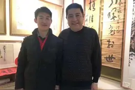 故宫博物院院长：金运昌，对联一副
低价出让
​马云喜欢收藏的书视频封面