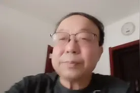 VV不会给许m求情放过大娘，小熊崩溃才出粗口，两种三观两种做法