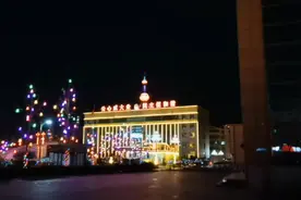 寒风中的山东日照莒县莒国古城人气明显不足